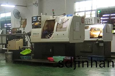 CNC车床加工对比普通车床加工的优势